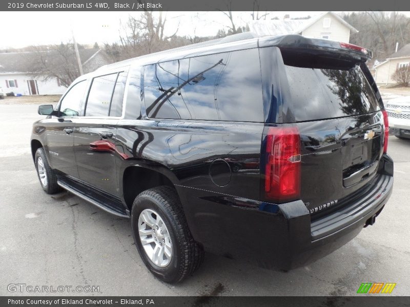 Black / Jet Black 2019 Chevrolet Suburban LS 4WD
