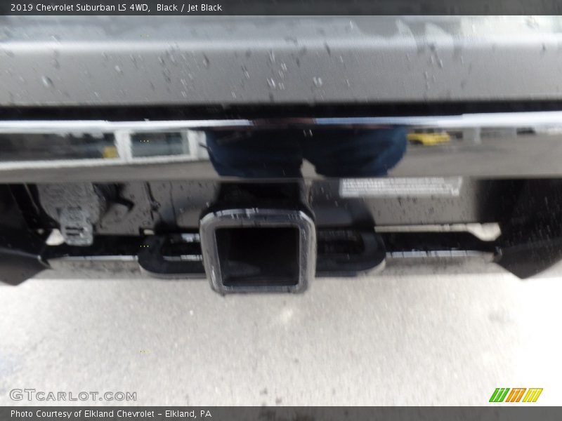 Black / Jet Black 2019 Chevrolet Suburban LS 4WD
