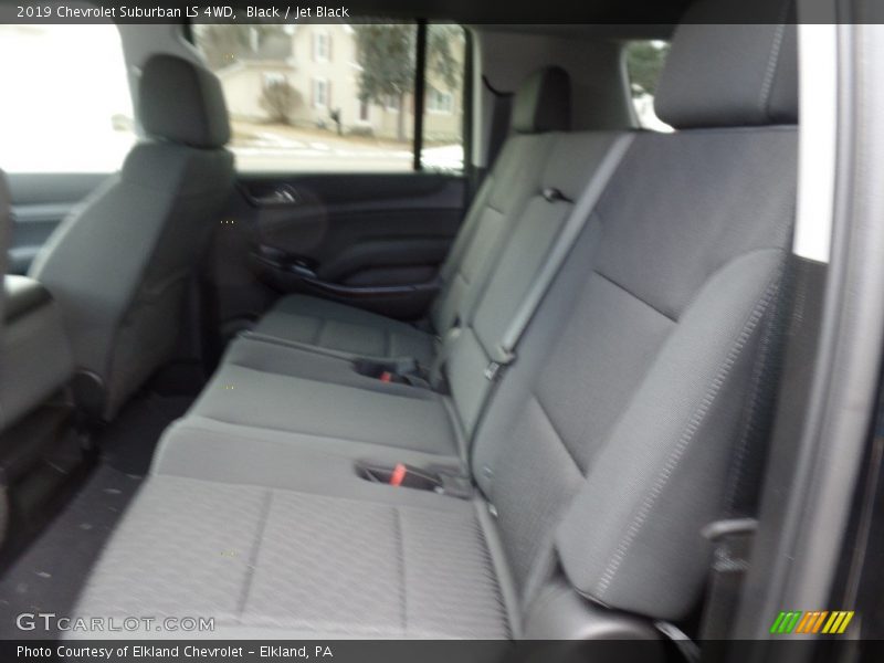 Black / Jet Black 2019 Chevrolet Suburban LS 4WD