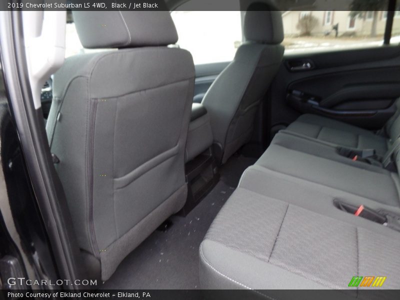 Black / Jet Black 2019 Chevrolet Suburban LS 4WD