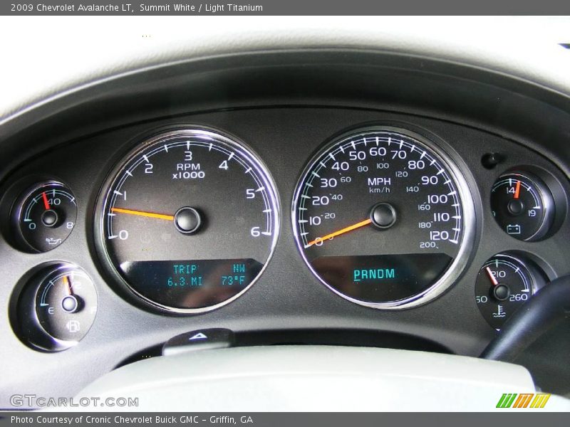Summit White / Light Titanium 2009 Chevrolet Avalanche LT