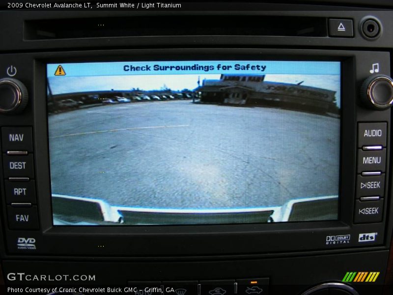 Summit White / Light Titanium 2009 Chevrolet Avalanche LT