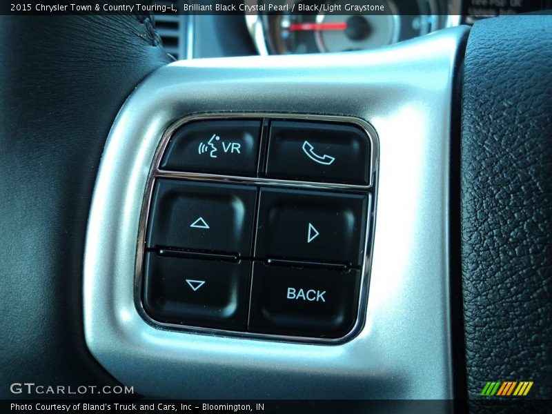 Brilliant Black Crystal Pearl / Black/Light Graystone 2015 Chrysler Town & Country Touring-L
