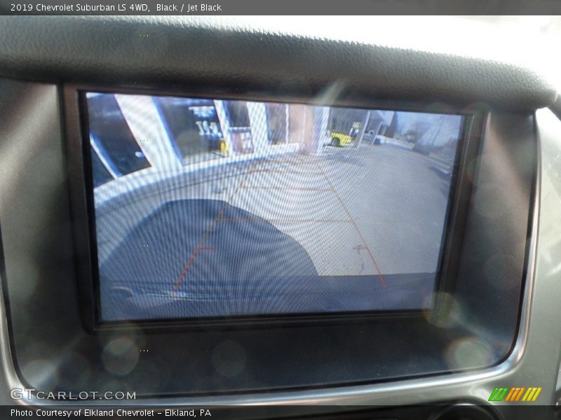 Black / Jet Black 2019 Chevrolet Suburban LS 4WD
