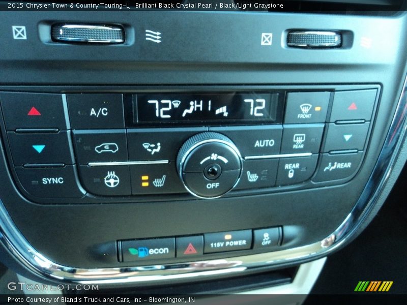 Brilliant Black Crystal Pearl / Black/Light Graystone 2015 Chrysler Town & Country Touring-L