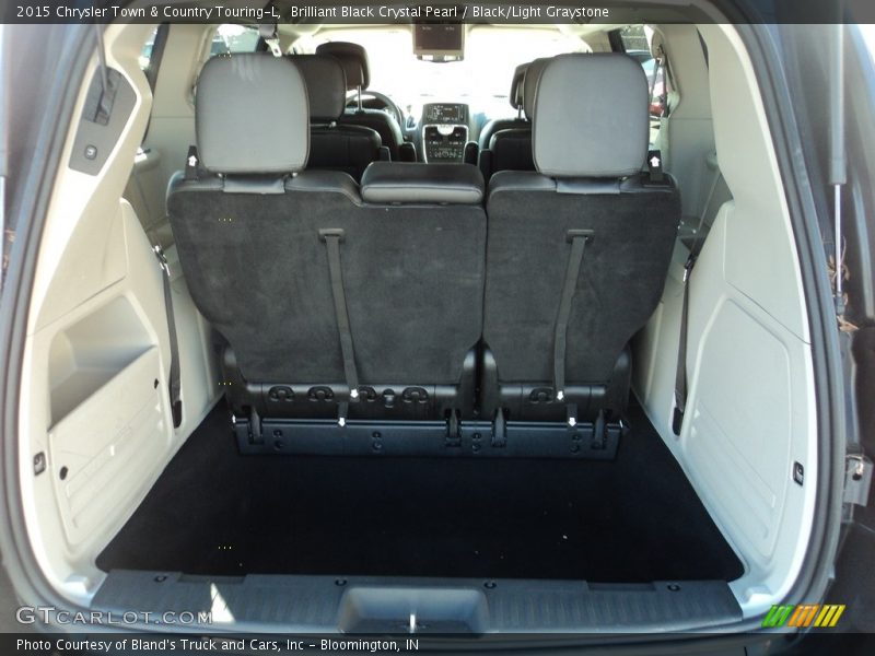 Brilliant Black Crystal Pearl / Black/Light Graystone 2015 Chrysler Town & Country Touring-L