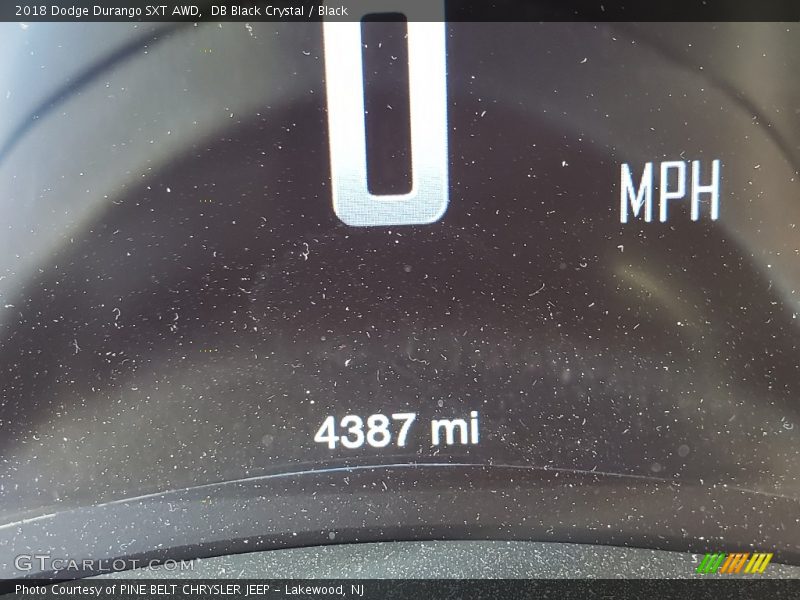 DB Black Crystal / Black 2018 Dodge Durango SXT AWD