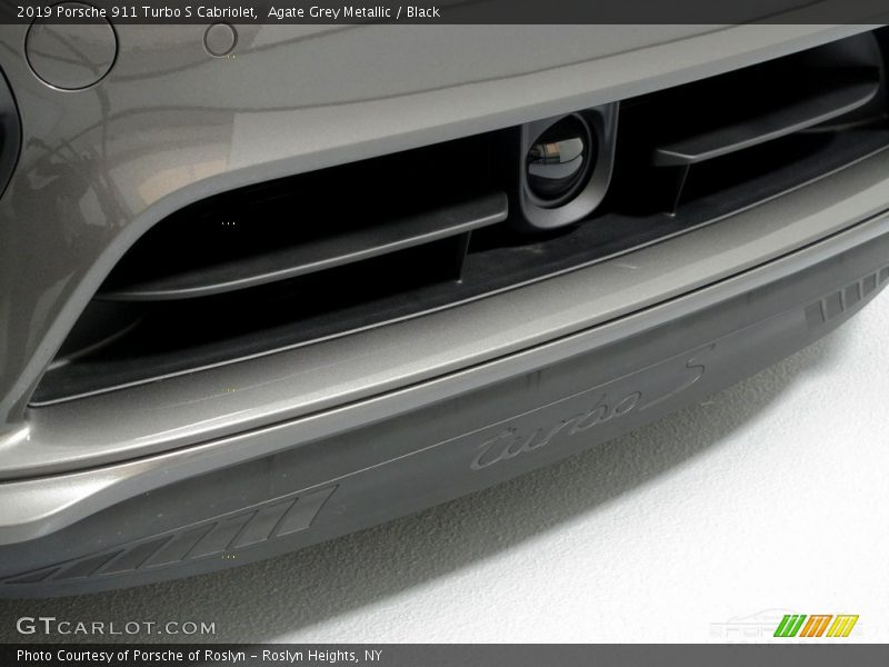 Agate Grey Metallic / Black 2019 Porsche 911 Turbo S Cabriolet