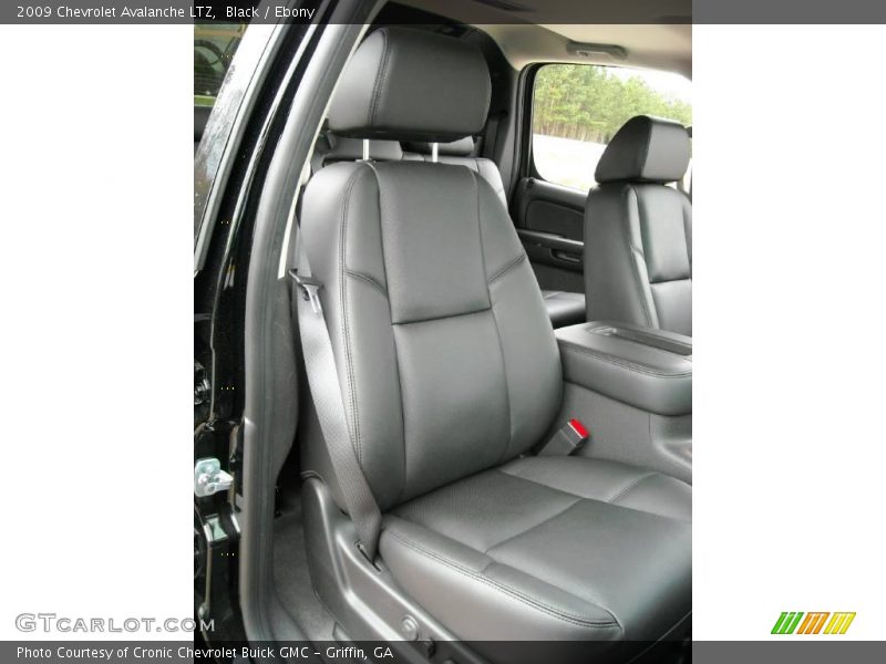 Black / Ebony 2009 Chevrolet Avalanche LTZ
