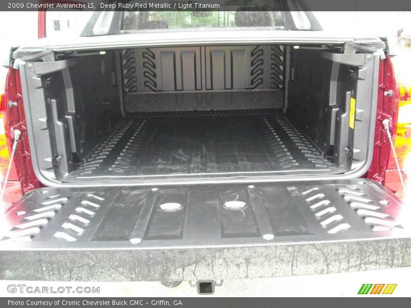 Deep Ruby Red Metallic / Light Titanium 2009 Chevrolet Avalanche LS