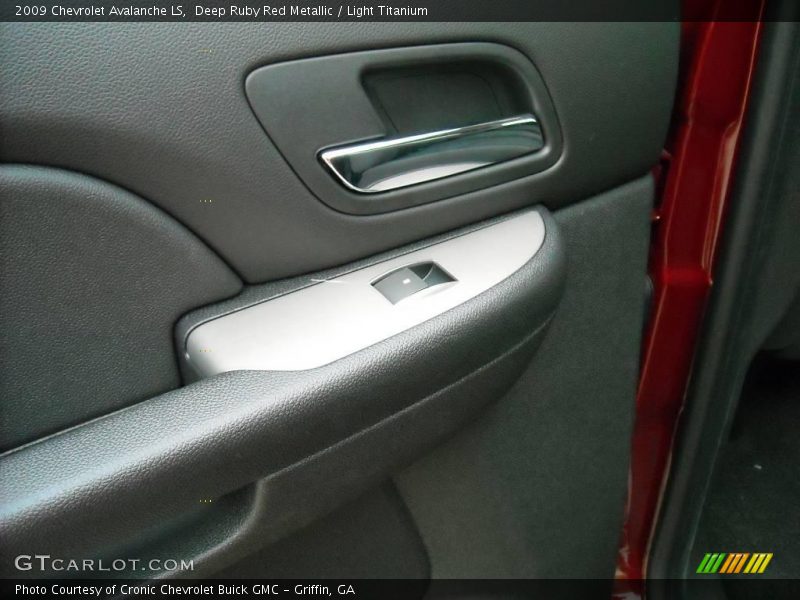 Deep Ruby Red Metallic / Light Titanium 2009 Chevrolet Avalanche LS