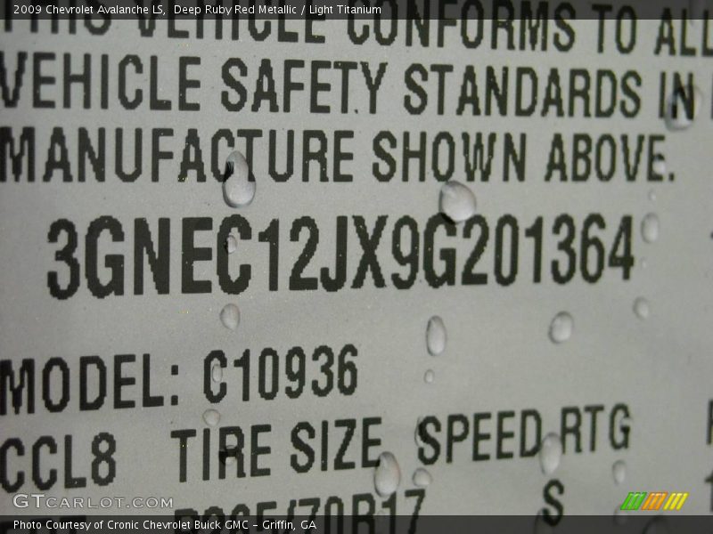 Deep Ruby Red Metallic / Light Titanium 2009 Chevrolet Avalanche LS