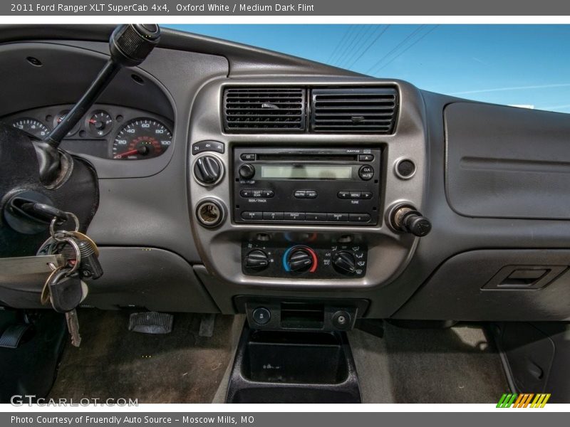 Oxford White / Medium Dark Flint 2011 Ford Ranger XLT SuperCab 4x4