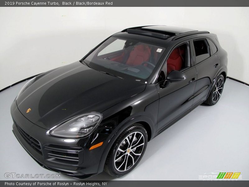 Black / Black/Bordeaux Red 2019 Porsche Cayenne Turbo