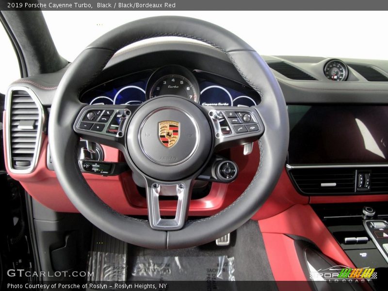 Black / Black/Bordeaux Red 2019 Porsche Cayenne Turbo
