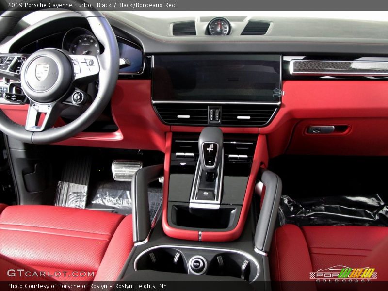 Black / Black/Bordeaux Red 2019 Porsche Cayenne Turbo