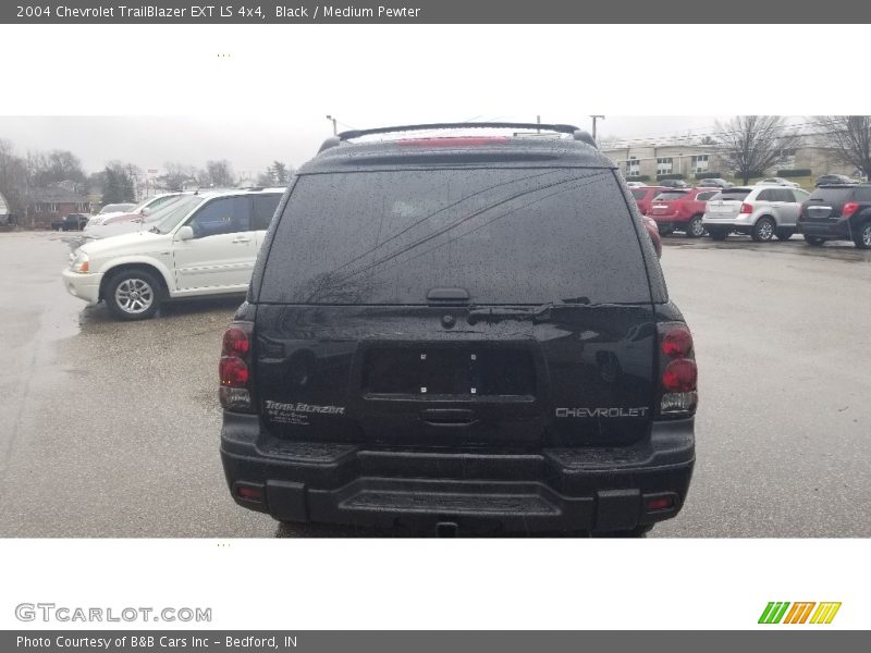 Black / Medium Pewter 2004 Chevrolet TrailBlazer EXT LS 4x4