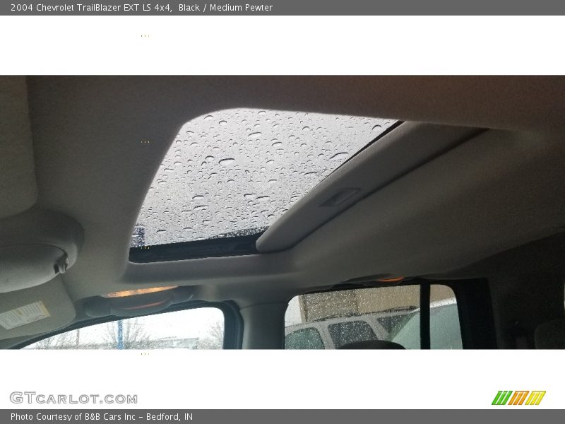Black / Medium Pewter 2004 Chevrolet TrailBlazer EXT LS 4x4