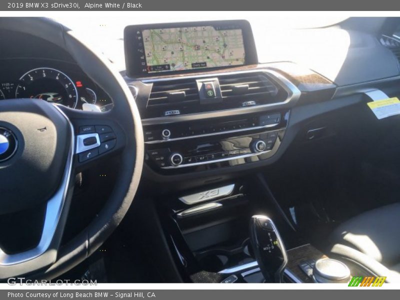 Alpine White / Black 2019 BMW X3 sDrive30i