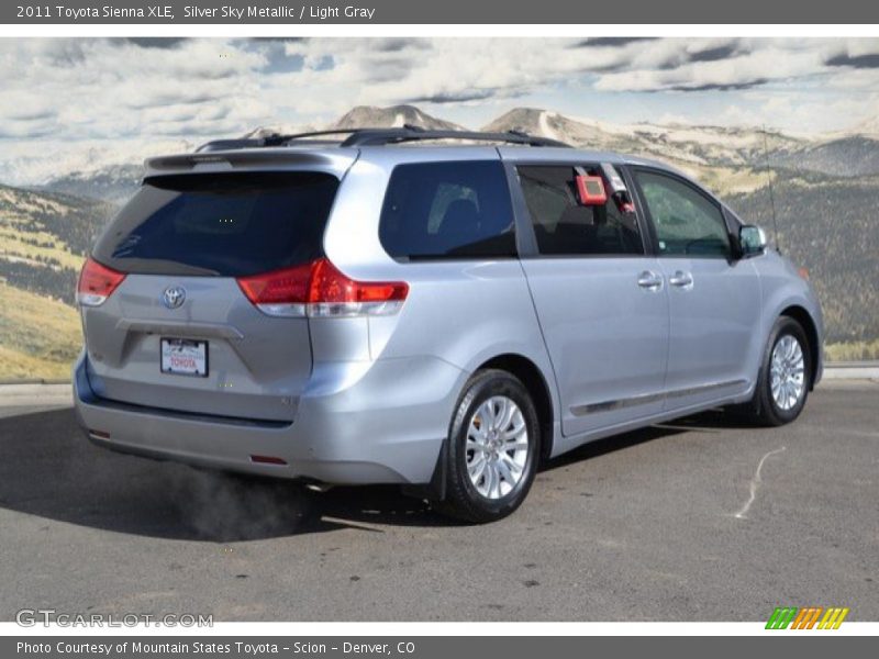 Silver Sky Metallic / Light Gray 2011 Toyota Sienna XLE