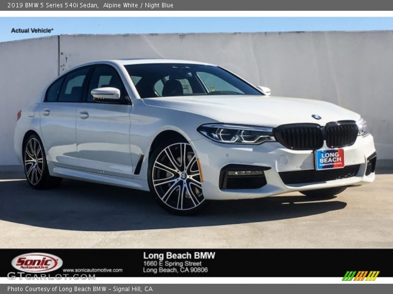 Alpine White / Night Blue 2019 BMW 5 Series 540i Sedan