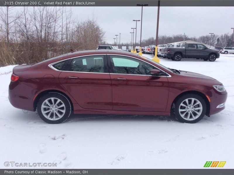 Velvet Red Pearl / Black/Linen 2015 Chrysler 200 C