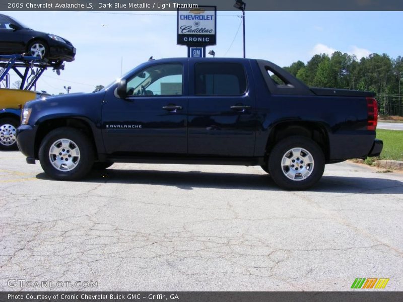 Dark Blue Metallic / Light Titanium 2009 Chevrolet Avalanche LS