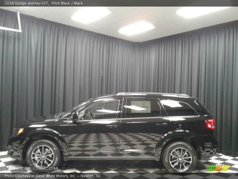 Pitch Black / Black 2018 Dodge Journey SXT