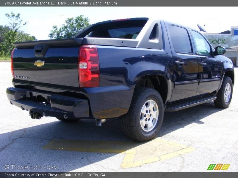 Dark Blue Metallic / Light Titanium 2009 Chevrolet Avalanche LS