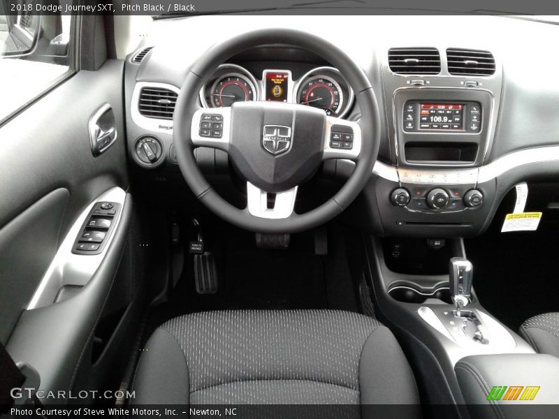 Pitch Black / Black 2018 Dodge Journey SXT