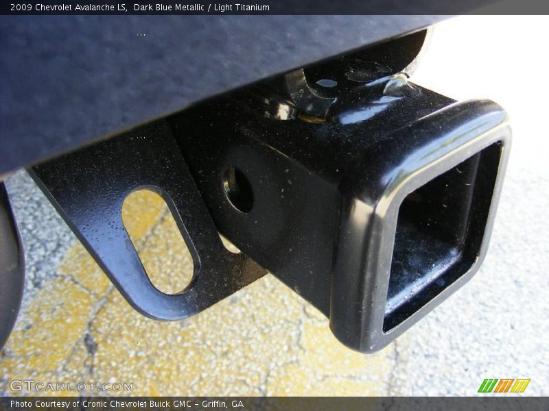 Dark Blue Metallic / Light Titanium 2009 Chevrolet Avalanche LS