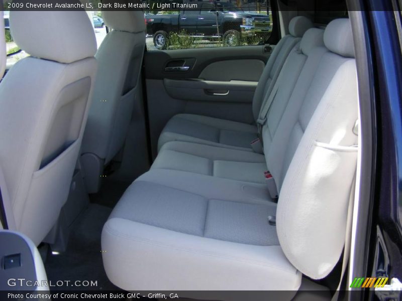 Dark Blue Metallic / Light Titanium 2009 Chevrolet Avalanche LS