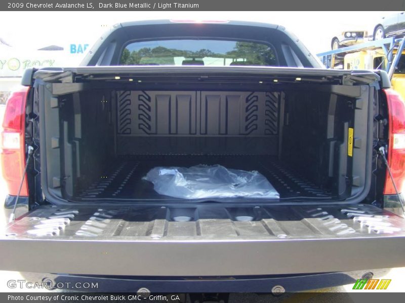 Dark Blue Metallic / Light Titanium 2009 Chevrolet Avalanche LS