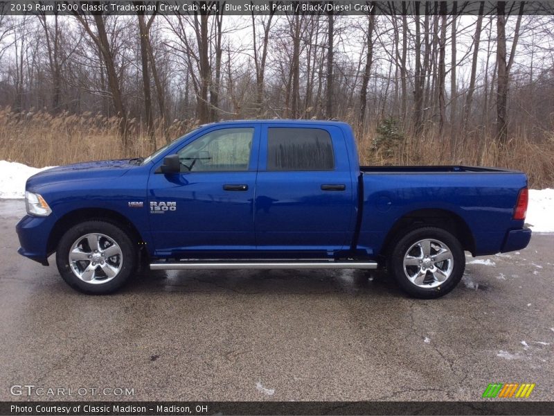 Blue Streak Pearl / Black/Diesel Gray 2019 Ram 1500 Classic Tradesman Crew Cab 4x4