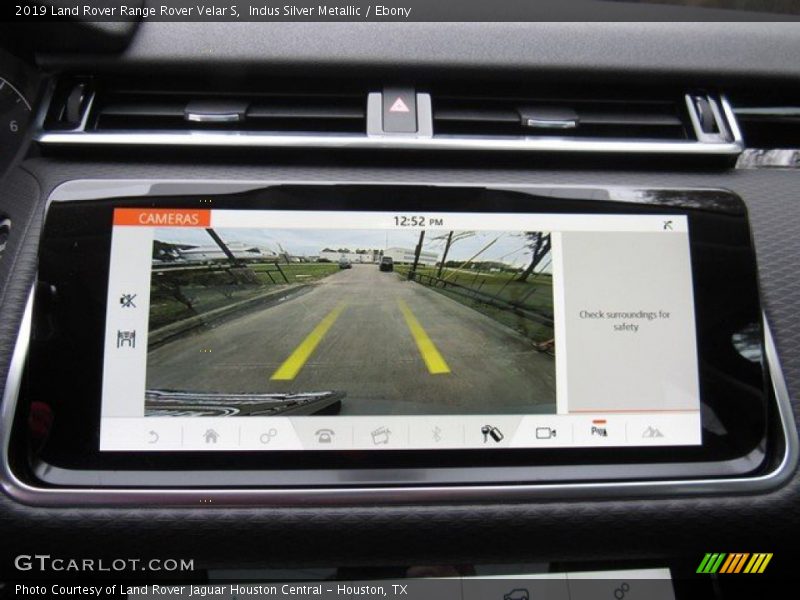 Indus Silver Metallic / Ebony 2019 Land Rover Range Rover Velar S