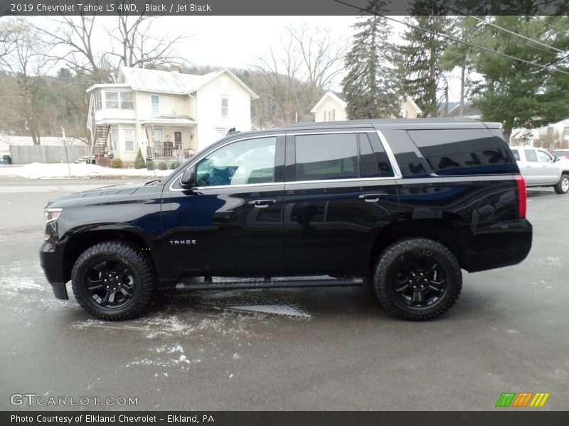 Black / Jet Black 2019 Chevrolet Tahoe LS 4WD