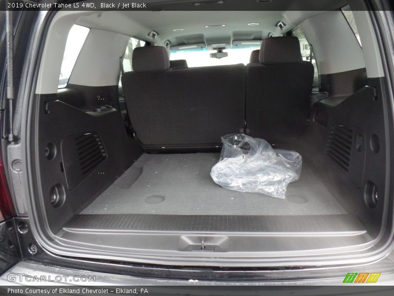 Black / Jet Black 2019 Chevrolet Tahoe LS 4WD