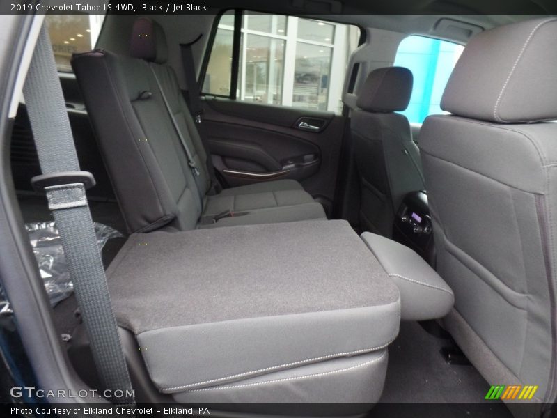 Black / Jet Black 2019 Chevrolet Tahoe LS 4WD