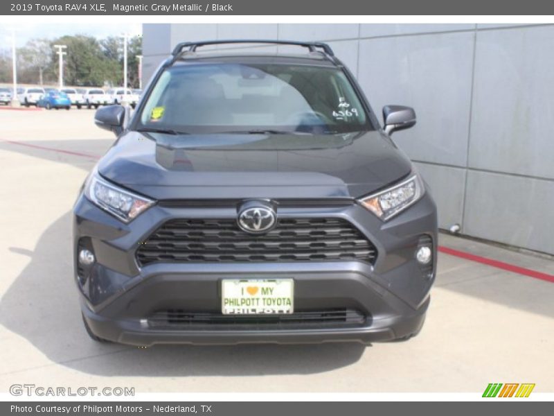 Magnetic Gray Metallic / Black 2019 Toyota RAV4 XLE