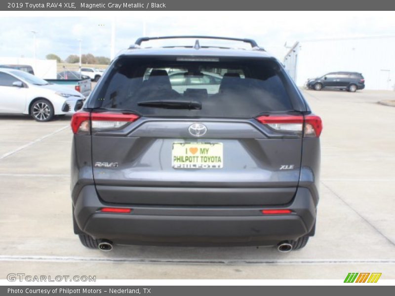 Magnetic Gray Metallic / Black 2019 Toyota RAV4 XLE