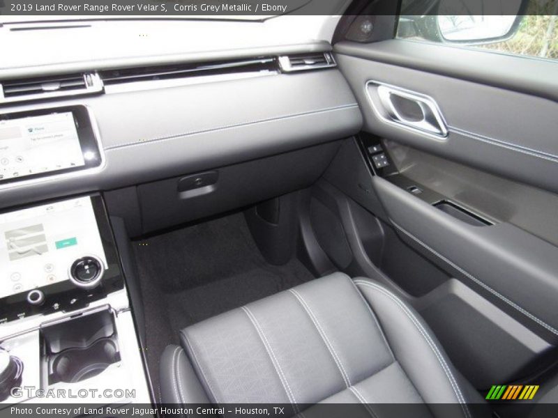 Corris Grey Metallic / Ebony 2019 Land Rover Range Rover Velar S