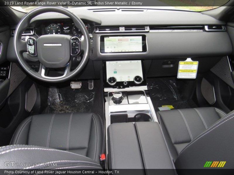 Indus Silver Metallic / Ebony 2019 Land Rover Range Rover Velar R-Dynamic SE