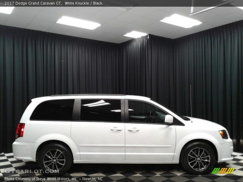 White Knuckle / Black 2017 Dodge Grand Caravan GT