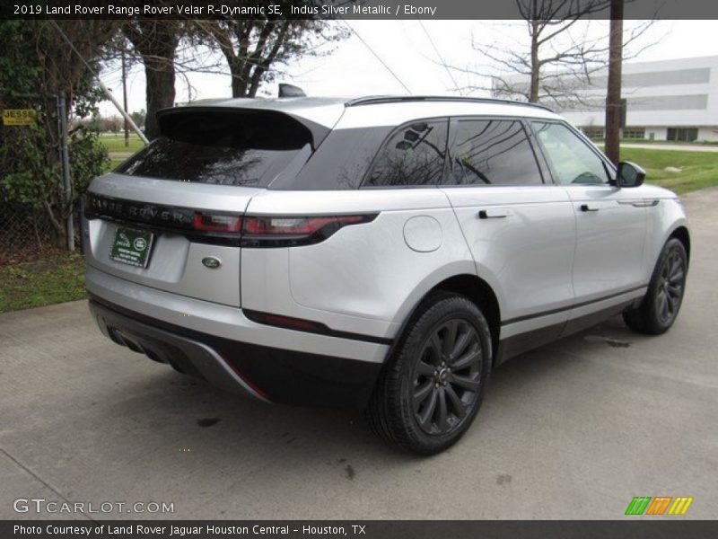 Indus Silver Metallic / Ebony 2019 Land Rover Range Rover Velar R-Dynamic SE