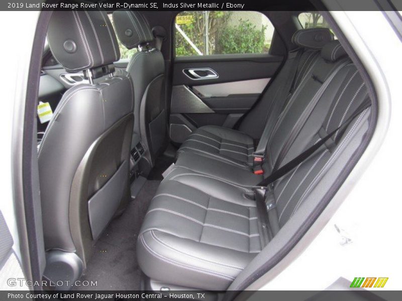 Indus Silver Metallic / Ebony 2019 Land Rover Range Rover Velar R-Dynamic SE