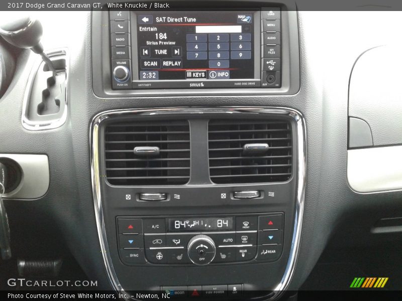 White Knuckle / Black 2017 Dodge Grand Caravan GT