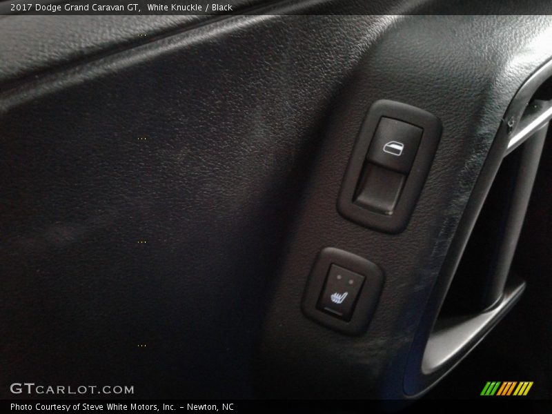 White Knuckle / Black 2017 Dodge Grand Caravan GT