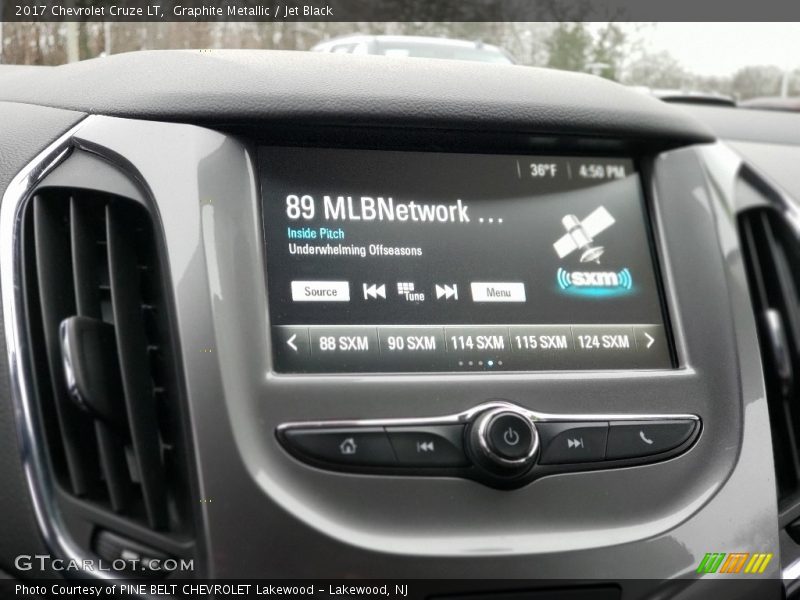 Graphite Metallic / Jet Black 2017 Chevrolet Cruze LT