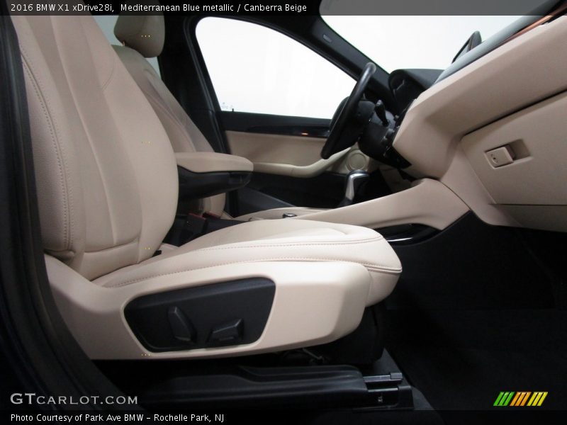 Mediterranean Blue metallic / Canberra Beige 2016 BMW X1 xDrive28i