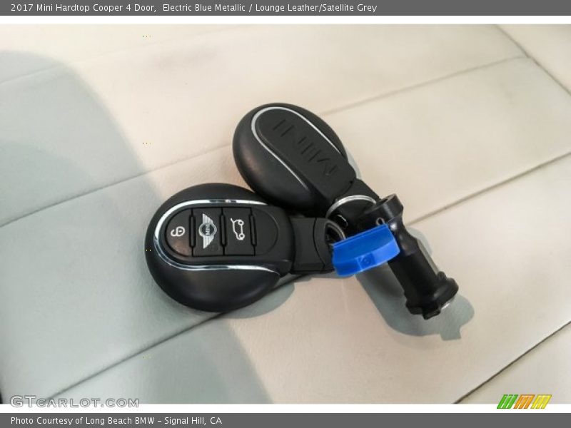 Electric Blue Metallic / Lounge Leather/Satellite Grey 2017 Mini Hardtop Cooper 4 Door